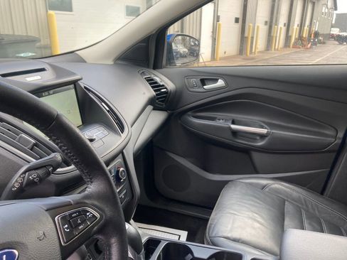 Used 2018 Ford Escape SEL AWD/4WD image 16