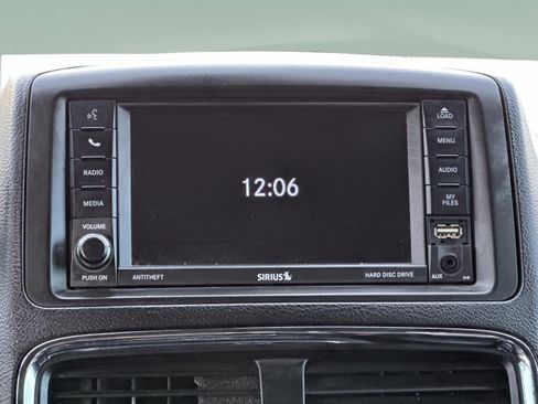 Used 2018 Dodge Grand Caravan GT image 11