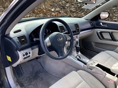 Used 2008 Subaru Outback 2.5i image 12