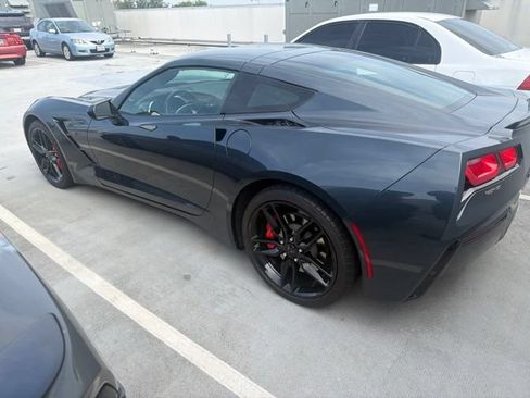 Used 2019 Chevrolet Corvette Stingray Coupe w/ Carbon Flash Badge Package RWD image 2