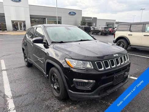 Used 2019 Jeep Compass Sport FWD image 3