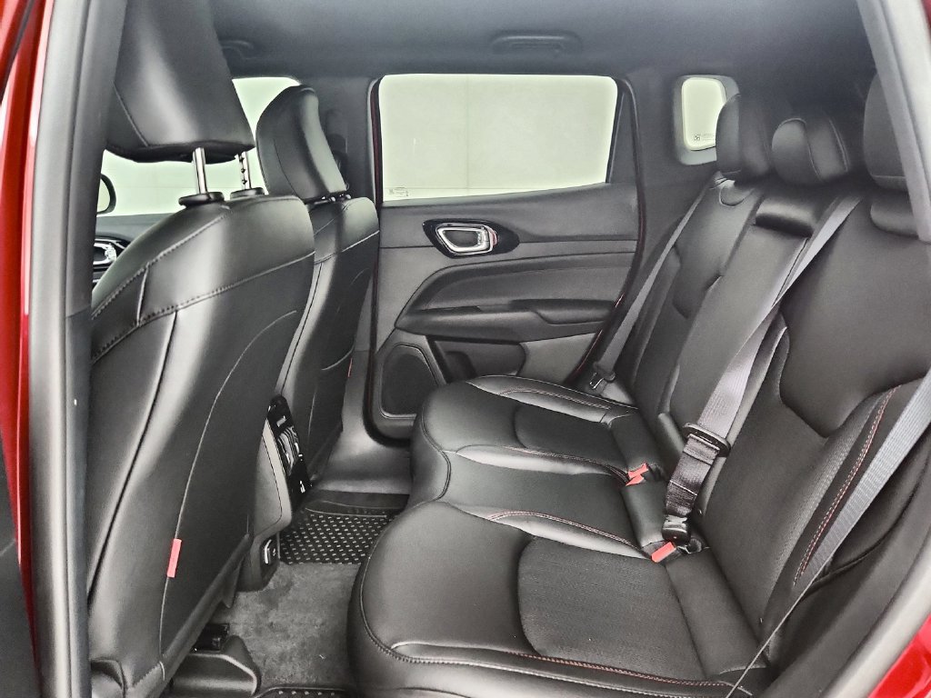 New 2026 Jeep Compass Trailhawk AWD/4WD image 30