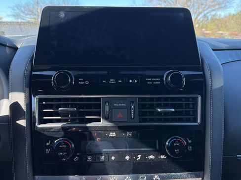 Used 2021 Nissan Armada Platinum w/ Captain's Chairs Package image 10