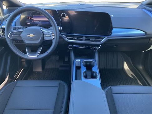 New 2026 Chevrolet Equinox EV LT image 13