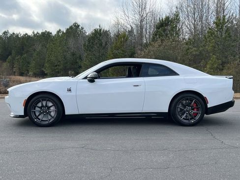 New 2024 Dodge Charger R/T Scat Pack w/ Plus Group image 10