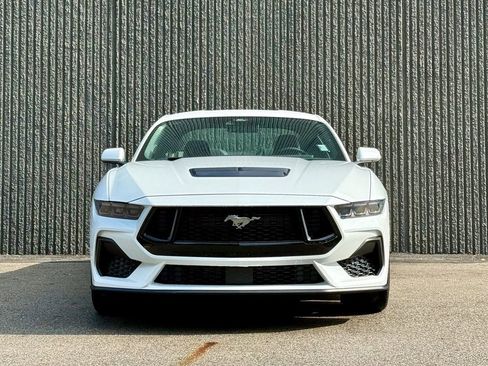 New 2025 Ford Mustang GT image 8