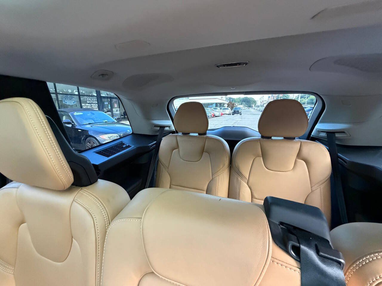Used 2016 Volvo XC90 T6 Momentum AWD/4WD image 22