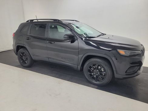 Used 2023 Jeep Cherokee Altitude Lux AWD/4WD image 11