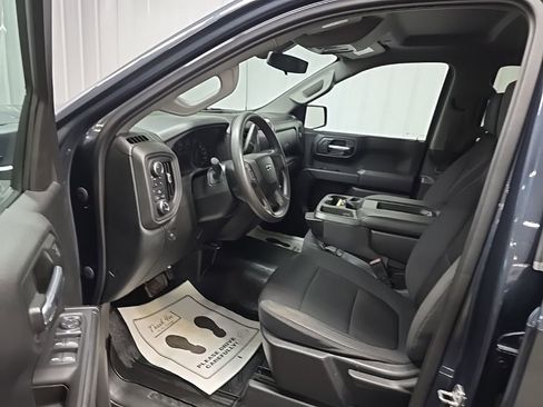 Used 2020 Chevrolet Silverado 1500 Custom Trail Boss w/ Custom Convenience Package image 28