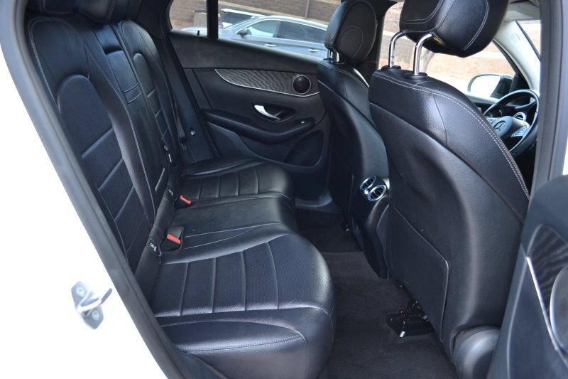 Used 2017 Mercedes-Benz GLC 300 4MATIC Coupe image 31