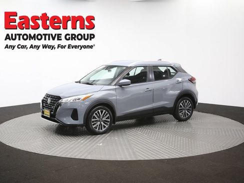 Used 2021 Nissan Kicks SV FWD image 56
