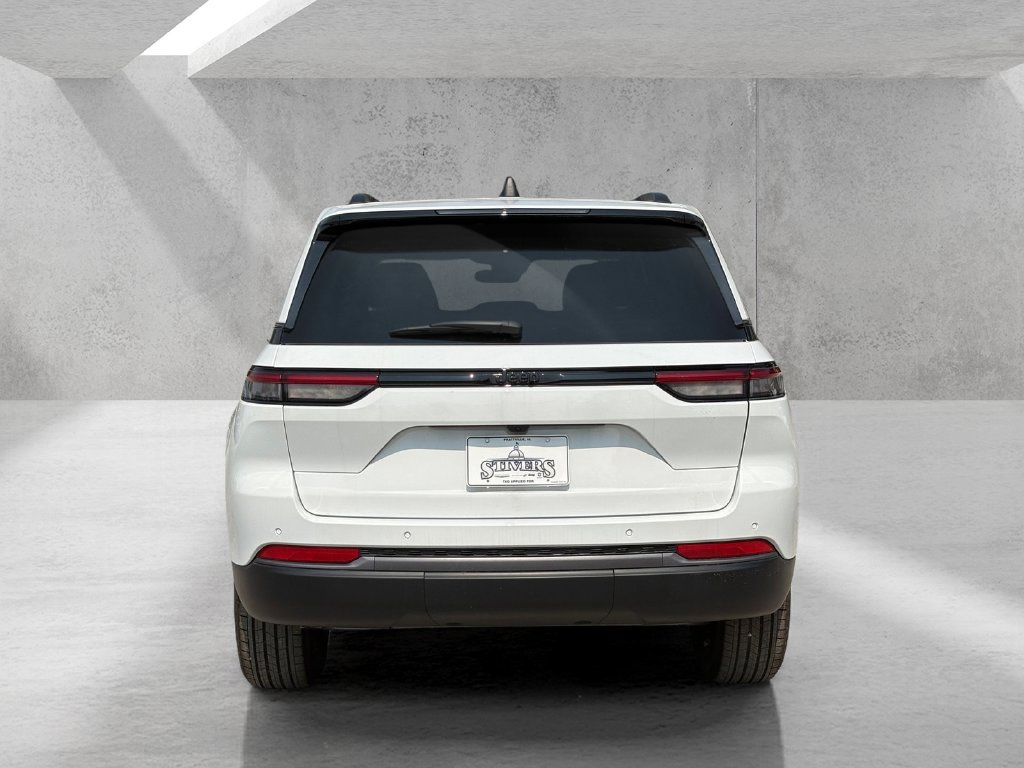 New 2026 Jeep Grand Cherokee 2WD image 6