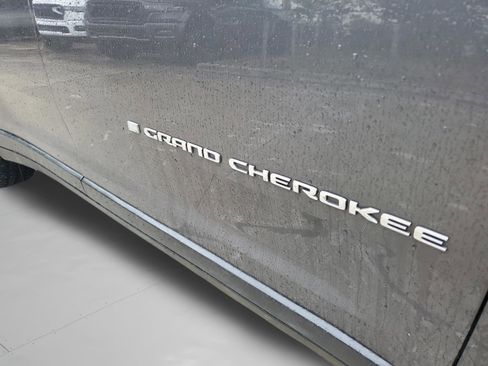 Used 2021 Jeep Grand Cherokee L Limited w/ Trailer Tow Group (B) image 6