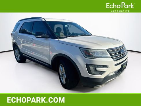 Used 2016 Ford Explorer XLT w/ Equipment Group 202A AWD/4WD image 1