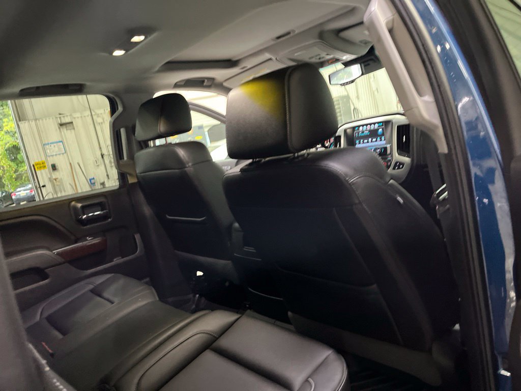 Used 2018 GMC Sierra 1500 SLT AWD/4WD image 32