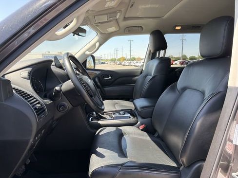 Used 2024 INFINITI QX80 Luxe AWD/4WD image 10