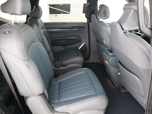 Used 2024 Kia EV9 GT-Line image 24