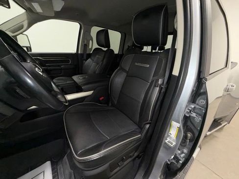 Used 2023 RAM 3500 Laramie AWD/4WD image 14