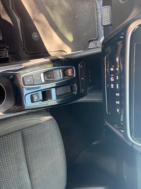 Used 2023 Chevrolet Bolt EUV LT FWD image 20