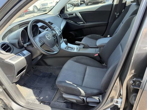 Used 2010 MAZDA MAZDA3 i Touring image 6