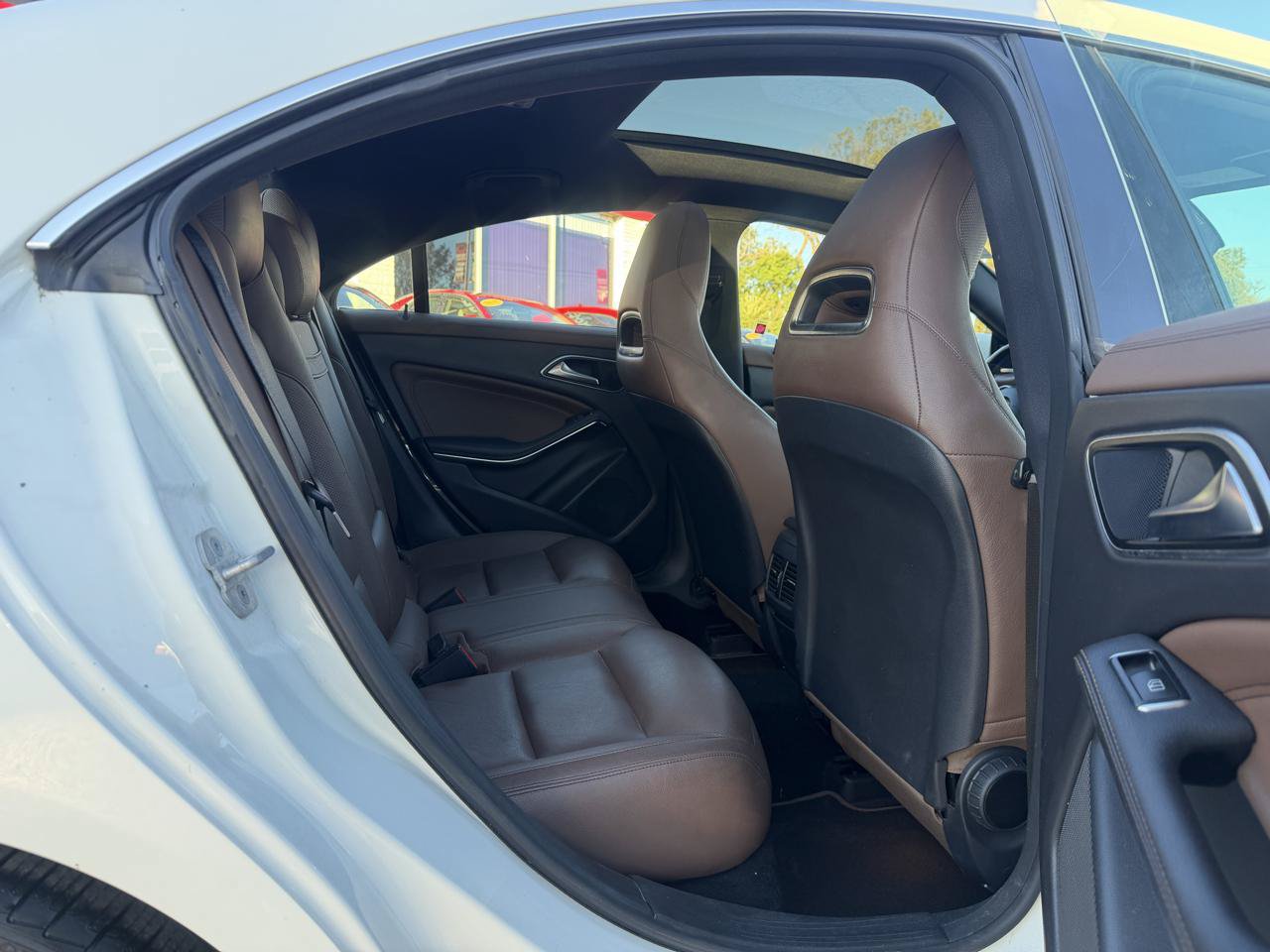 Used 2015 Mercedes-Benz CLA 250 4MATIC image 15