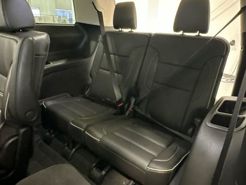 Used 2023 GMC Acadia Denali w/ Denali Ultimate Package image 37