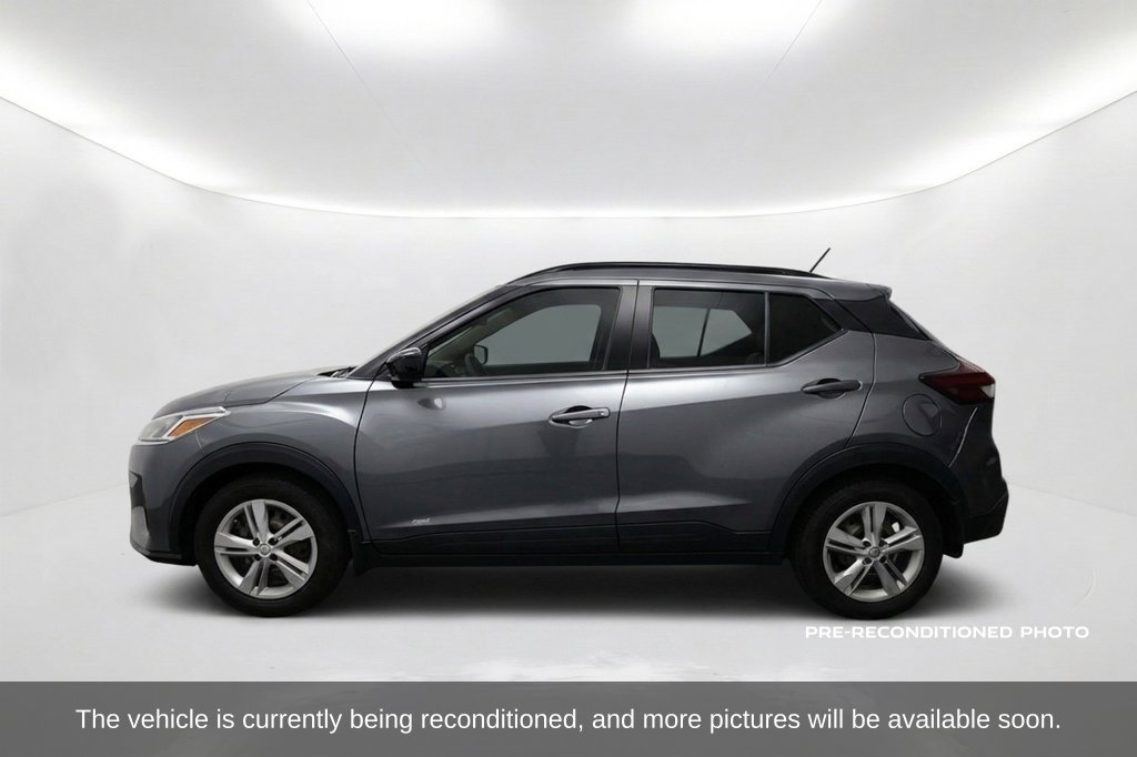 Used 2022 Nissan Kicks S FWD image 9