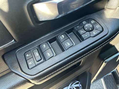 Used 2026 RAM 2500 Laramie AWD/4WD image 16
