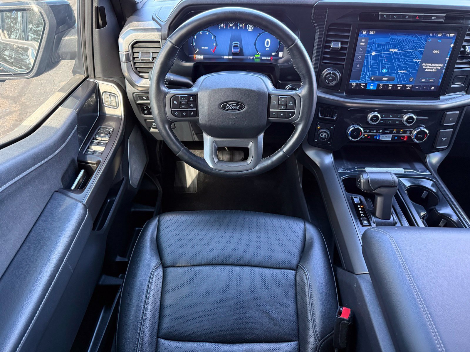 Used 2024 Ford F150 Lariat w/ Equipment Group 502A High AWD/4WD image 31