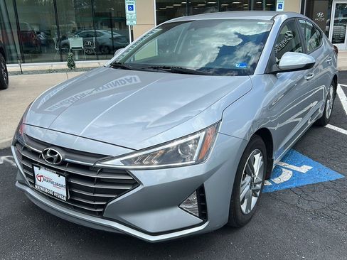 Used 2020 Hyundai Elantra SEL w/ Cargo Package (C1) FWD image 2