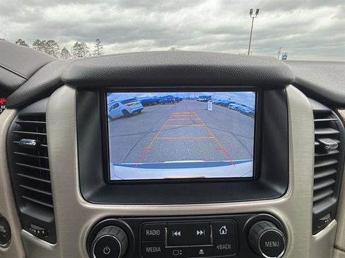 Used 2015 GMC Yukon Denali w/ Open Road Package AWD/4WD image 23