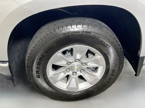 Used 2019 Chevrolet Silverado 1500 LT RWD image 13