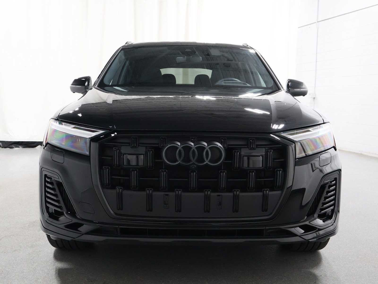 Used 2026 Audi Q7 3.0T Prestige w/ Prestige Package AWD/4WD image 14