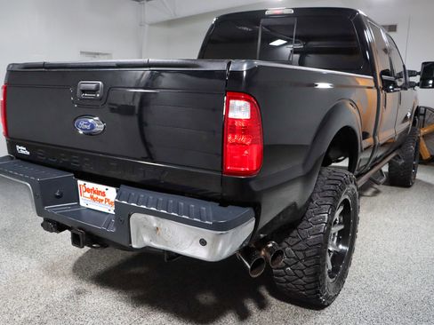 Used 2016 Ford F250 Lariat w/ Lariat Ultimate Package AWD/4WD image 7