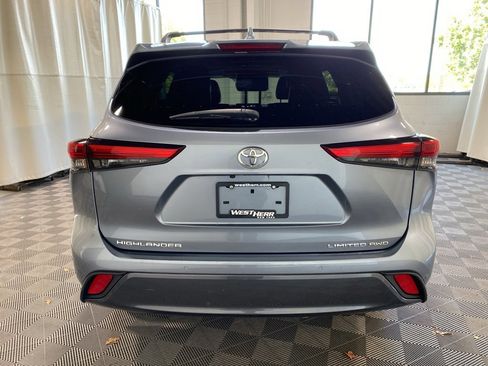 Used 2020 Toyota Highlander Limited image 6