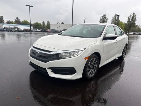 Used 2016 Honda Civic EX image 3