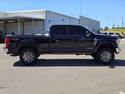 Used 2018 Ford F250 Lariat w/ Lariat Ultimate Package AWD/4WD image 8