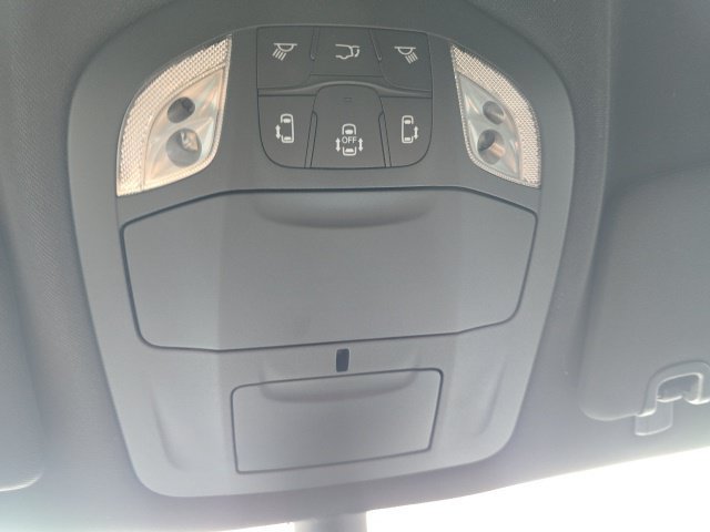 New 2025 Chrysler Pacifica Select w/ Uconnect Theater Family Group AWD/4WD image 17