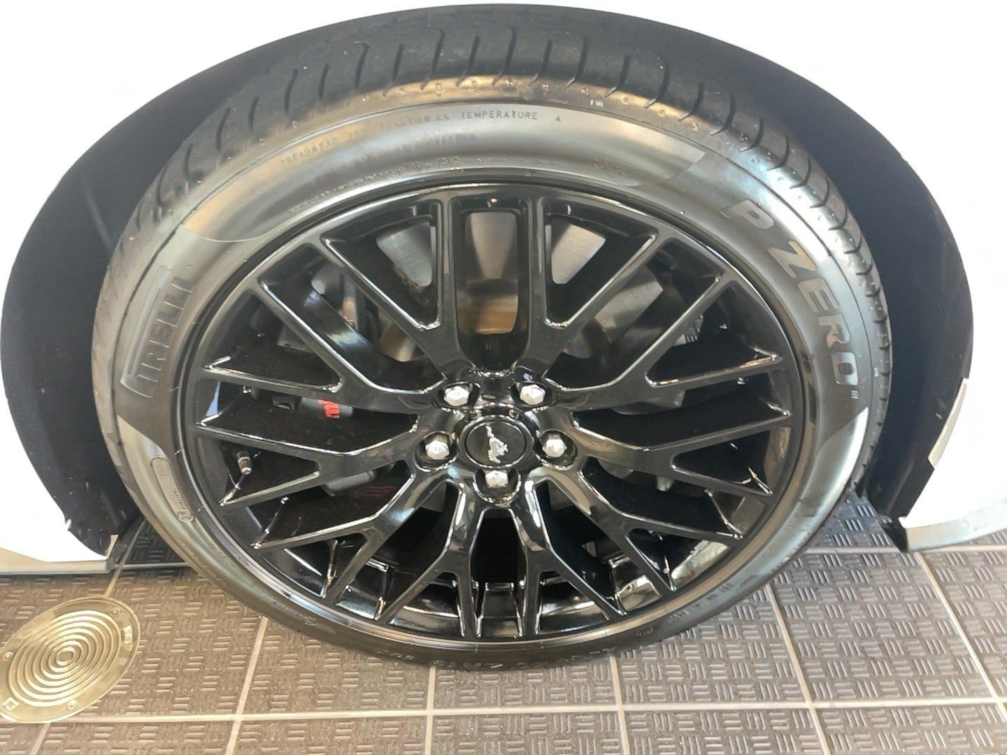 Used 2022 Ford Mustang GT Premium w/ GT Performance Package RWD image 5