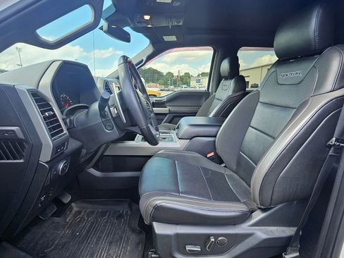 Used 2019 Ford F150 Raptor w/ Equipment Group 802A Luxury AWD/4WD image 12