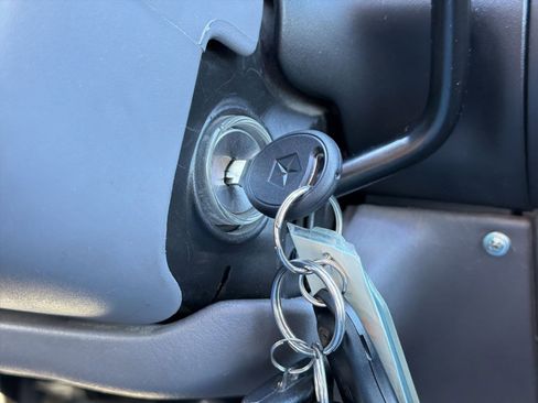 Used 1999 Dodge Grand Caravan LE image 23