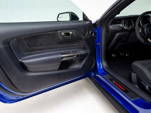 Used 2018 Ford Mustang Shelby GT350 w/ Electronics Package image 20