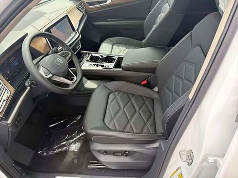 New 2026 Volkswagen Atlas SE AWD/4WD image 8