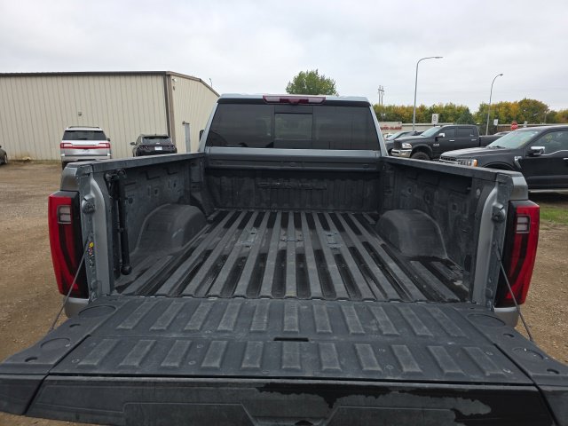 Used 2024 GMC Sierra 2500 Denali w/ Denali Reserve Package AWD/4WD image 12