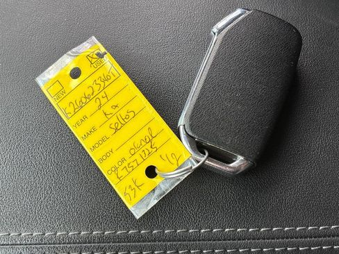 Used 2024 Kia Seltos S AWD/4WD image 35
