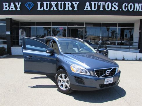 Used 2012 Volvo XC60 3.2 FWD image 37