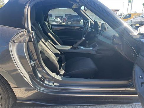 Used 2016 MAZDA MX-5 Miata Club w/ Brembo/BBS Package image 28