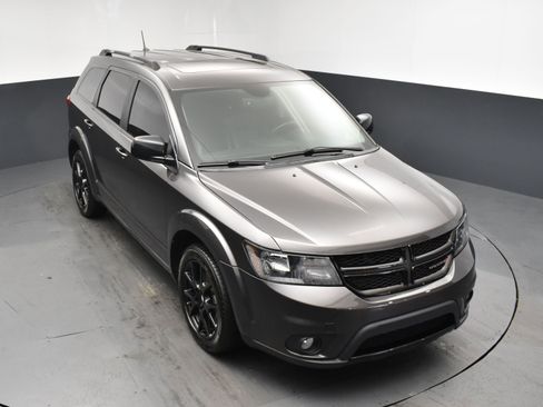 Used 2018 Dodge Journey GT w/ Nav & Sun Group image 16