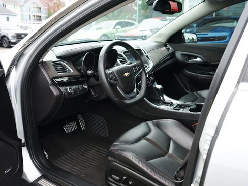 Used 2014 Chevrolet SS image 15