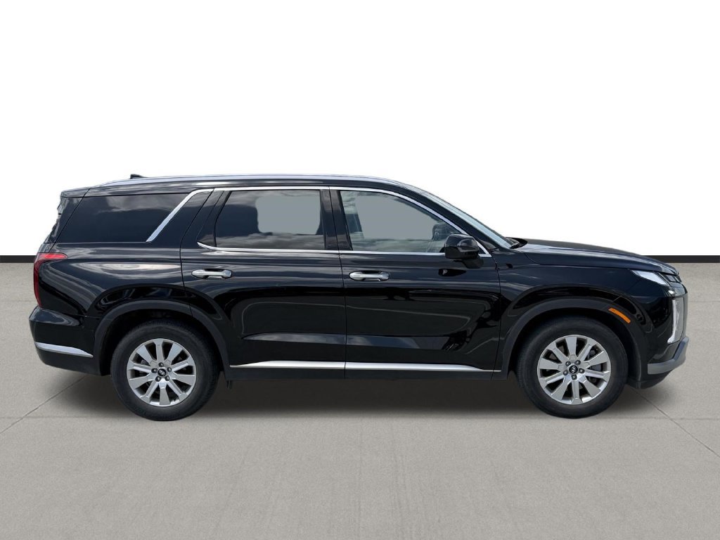 Used 2025 Hyundai Palisade SEL FWD image 4